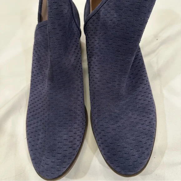 Lucky Brand Womens Baley Navy Suede Booties Shoes 8.5 Medium - Picture 6 of 12